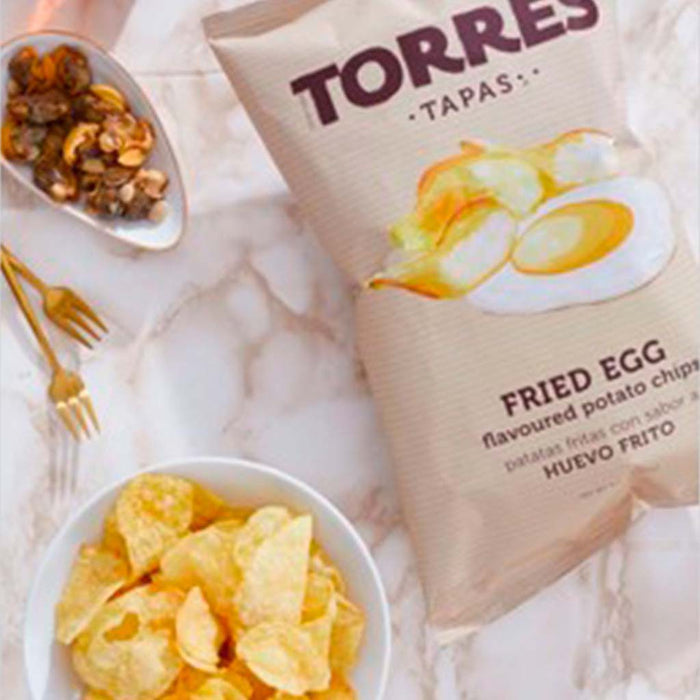 Torres - Chips de pommes de terre aromatisées aux œufs frits, 125 g (4,4 oz)